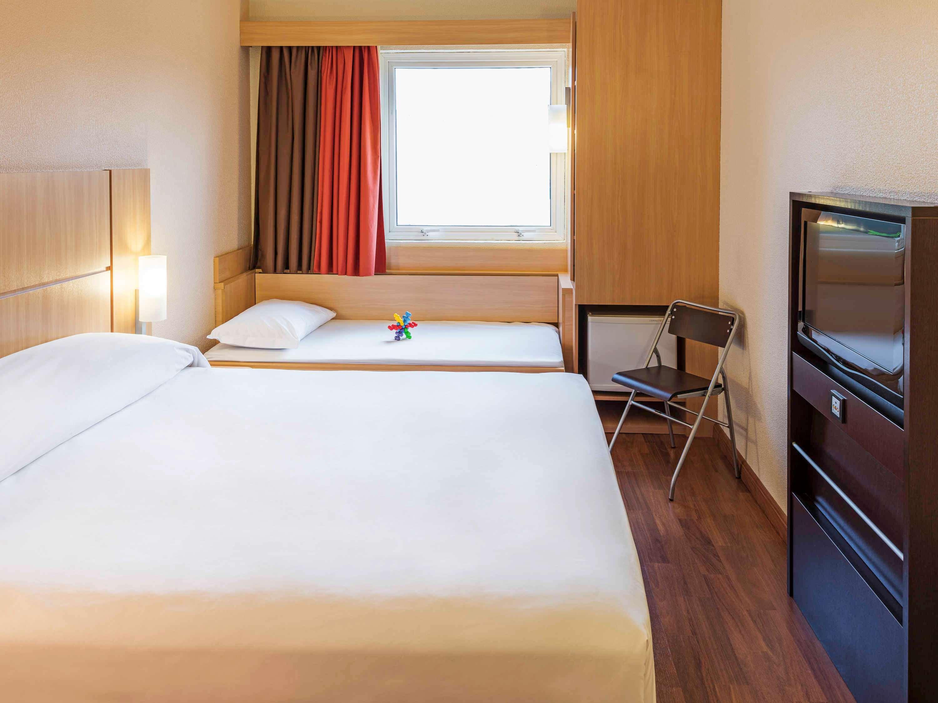 Hotel Ibis Curitiba Aeroporto 3*