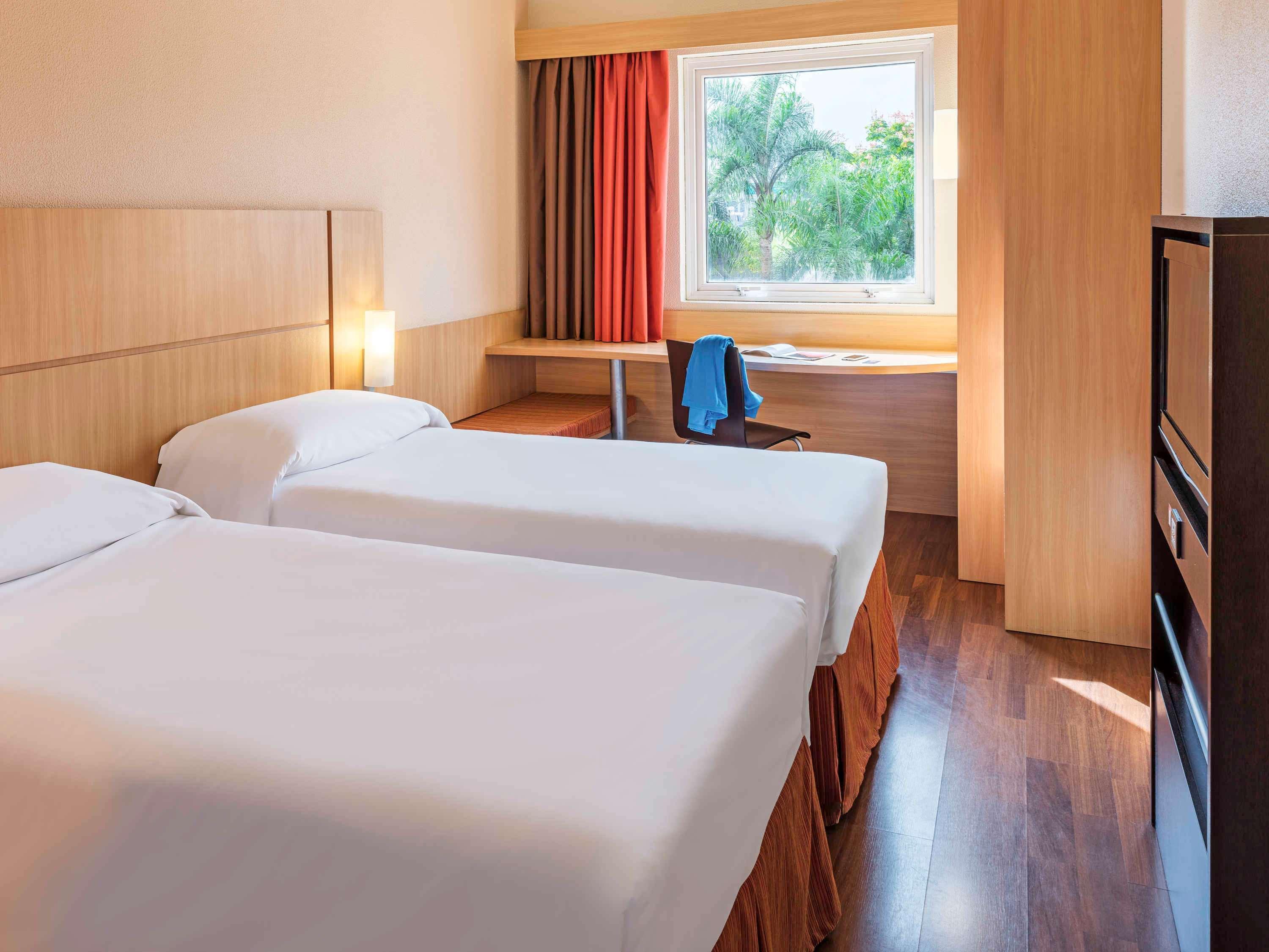 Ibis Curitiba Aeroporto Hotel 3*